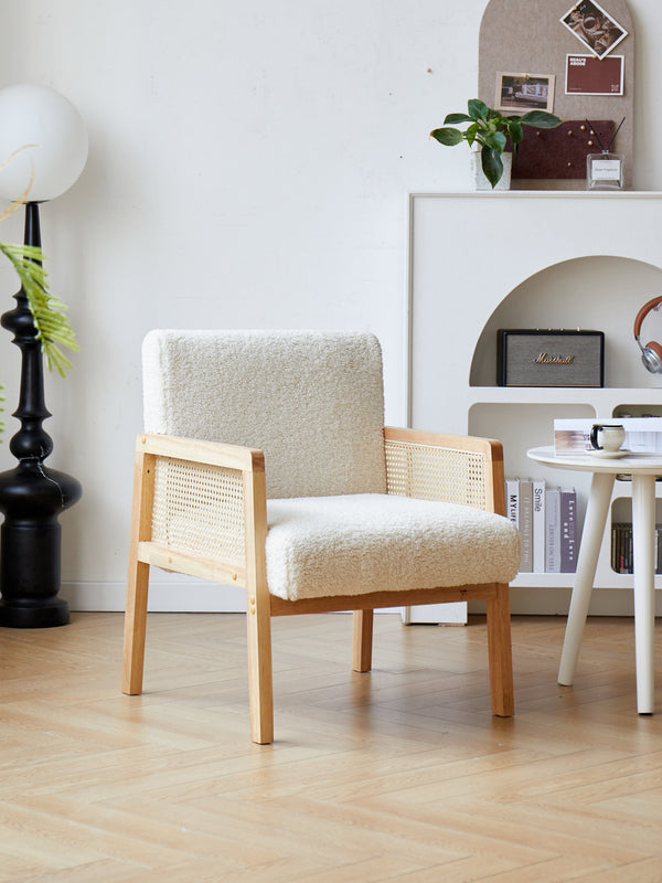 Sillón de madera maciza y mimbre blanco